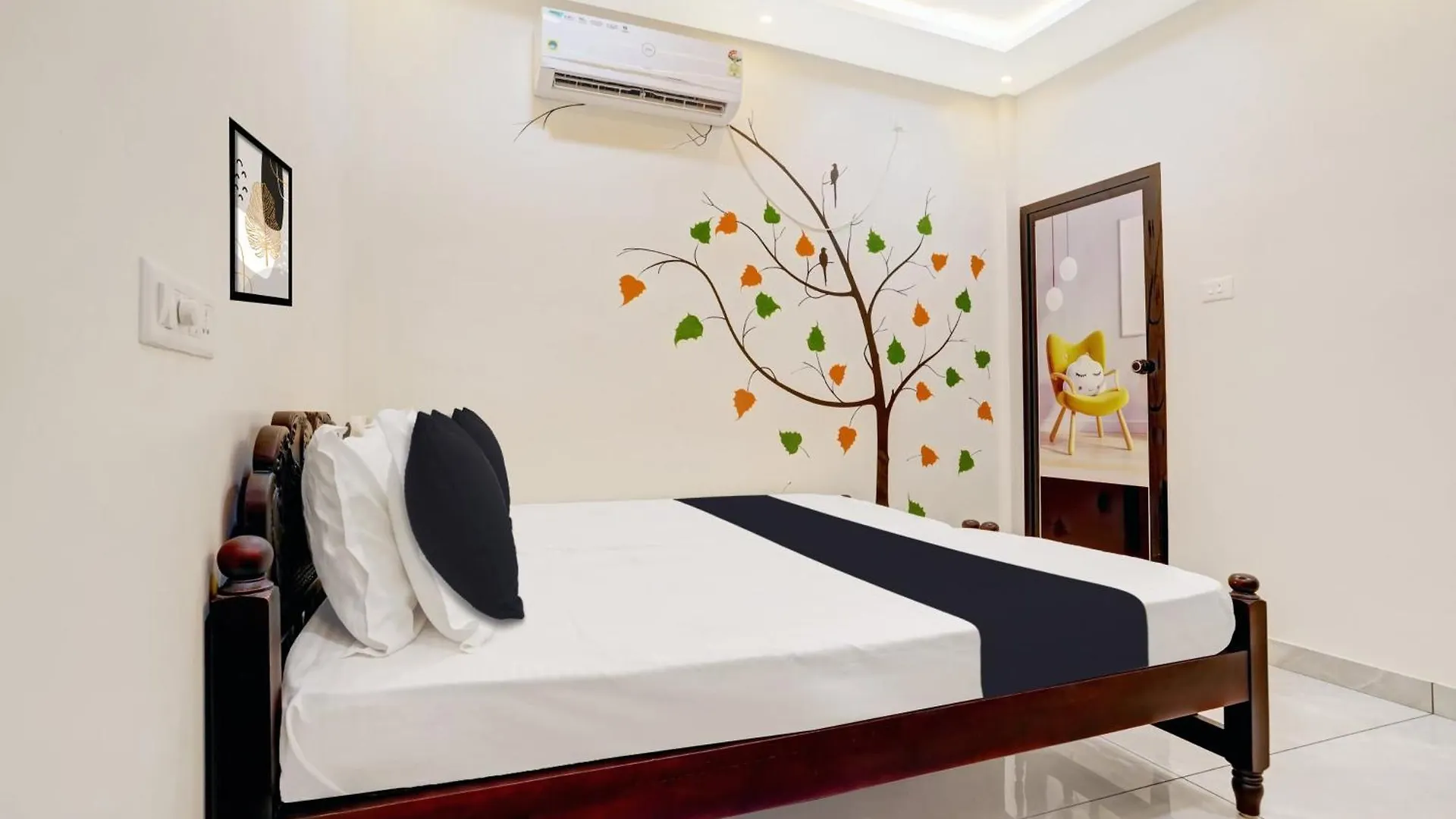 Hotel O Pulari Backwater & Rooms Kovalam