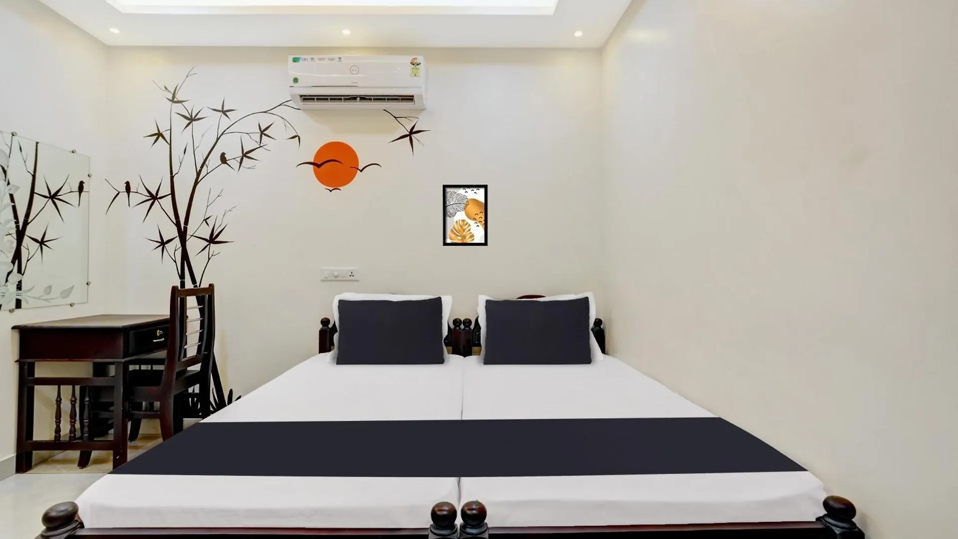Hotel O Pulari Backwater & Rooms Kovalam