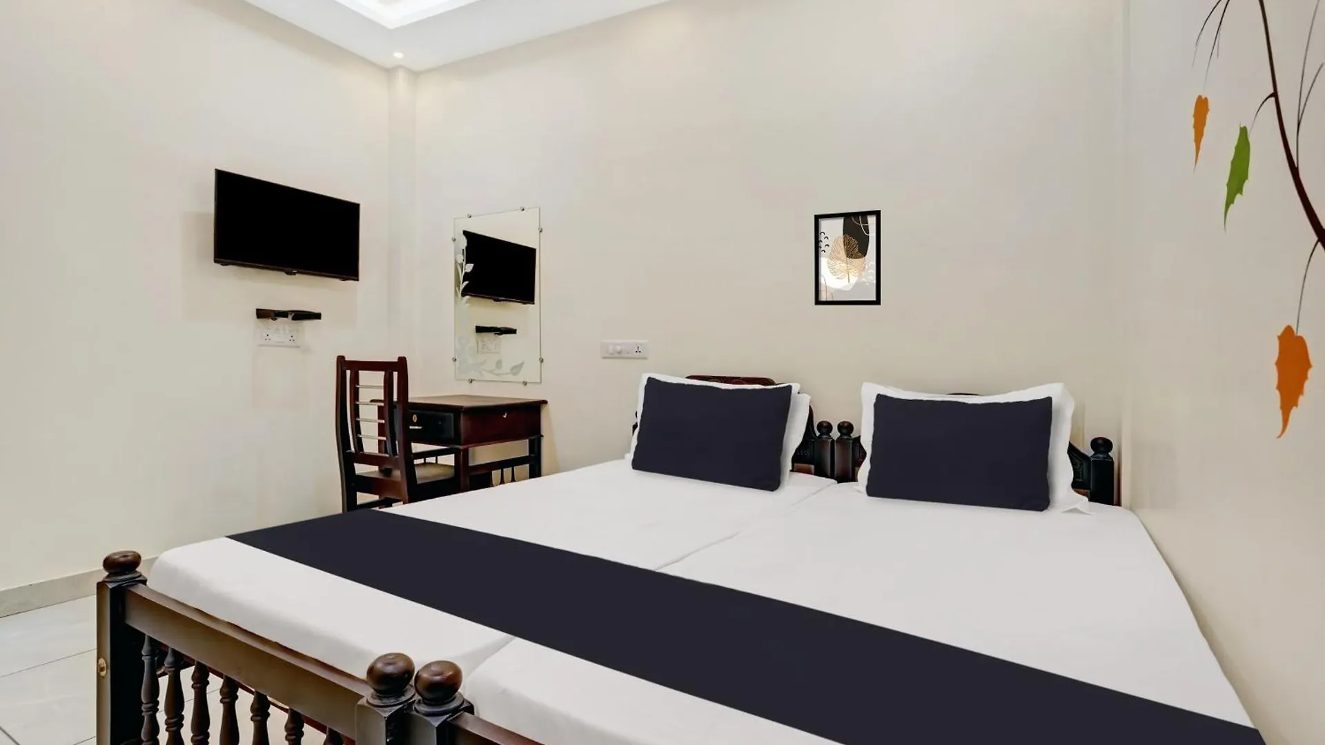 Hotel O Pulari Backwater & Rooms Kovalam